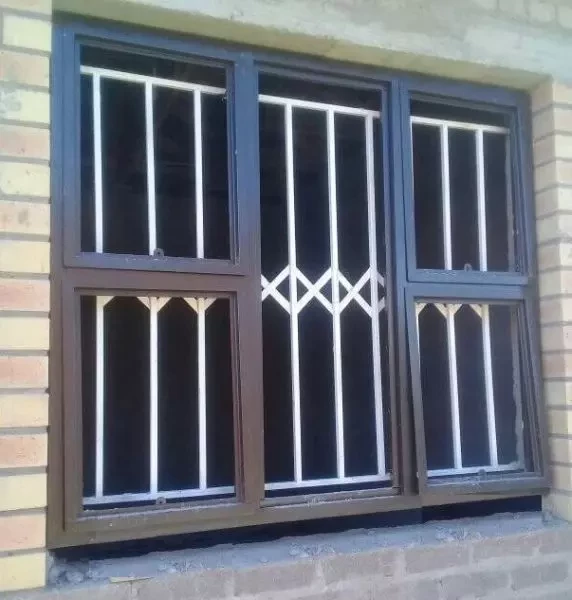 Window frames with Aluminium Design